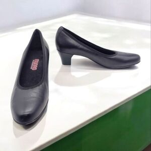 Munro Made In USA Black Women's Heels Sz 8 N